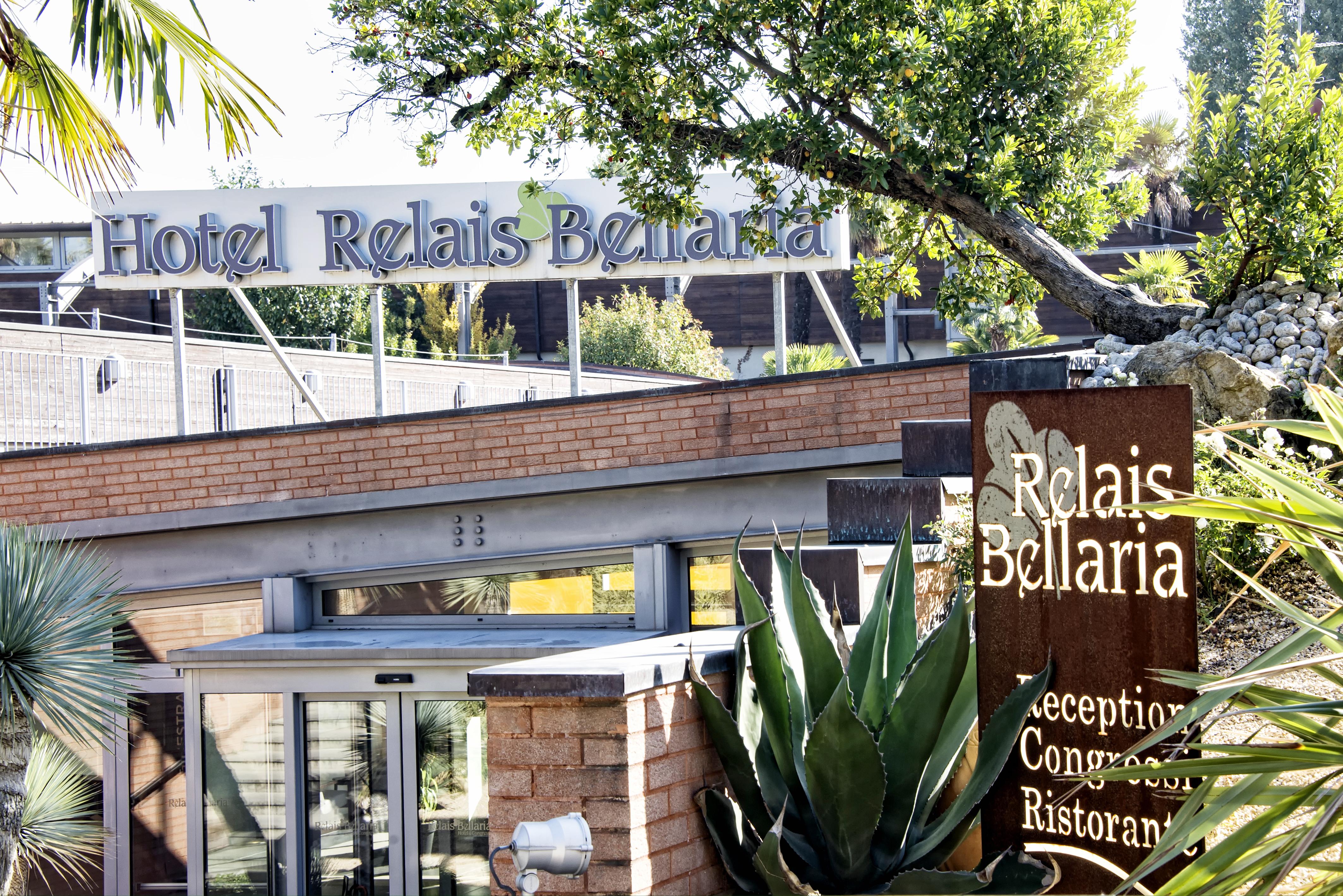 Relais Bellaria Hotel & Congressi Сан Ладзаро ди Савена Екстериор снимка