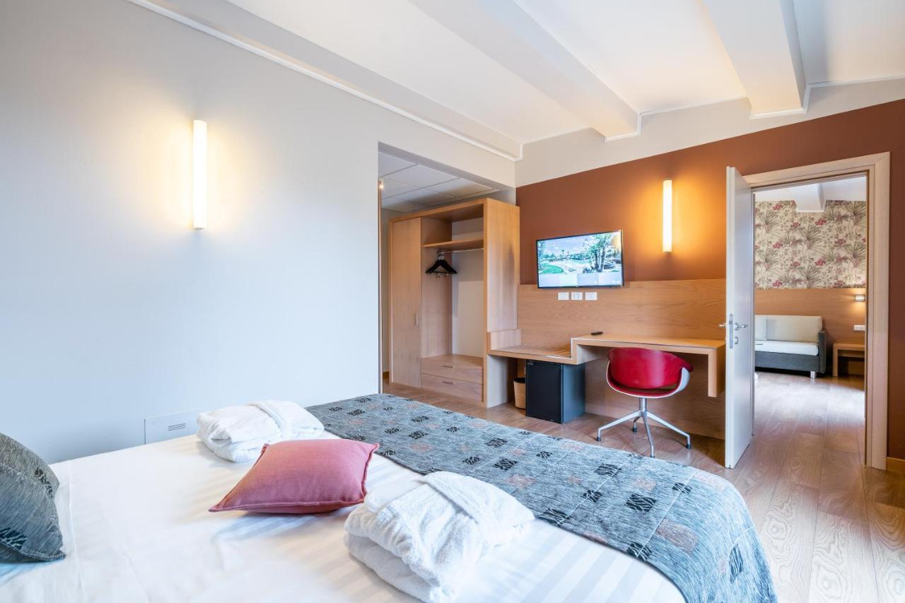 Relais Bellaria Hotel & Congressi Сан Ладзаро ди Савена Екстериор снимка