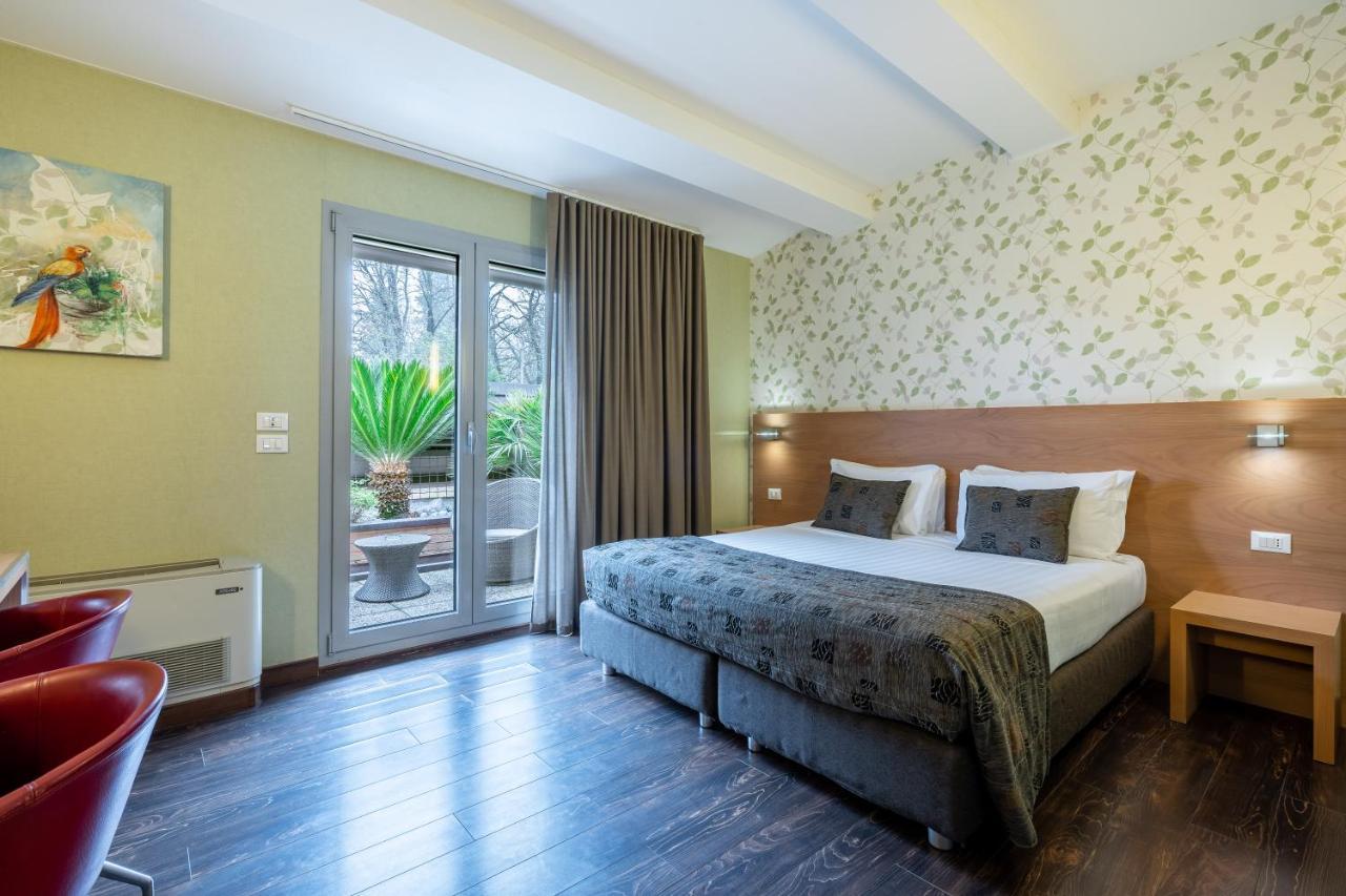 Relais Bellaria Hotel & Congressi Сан Ладзаро ди Савена Екстериор снимка
