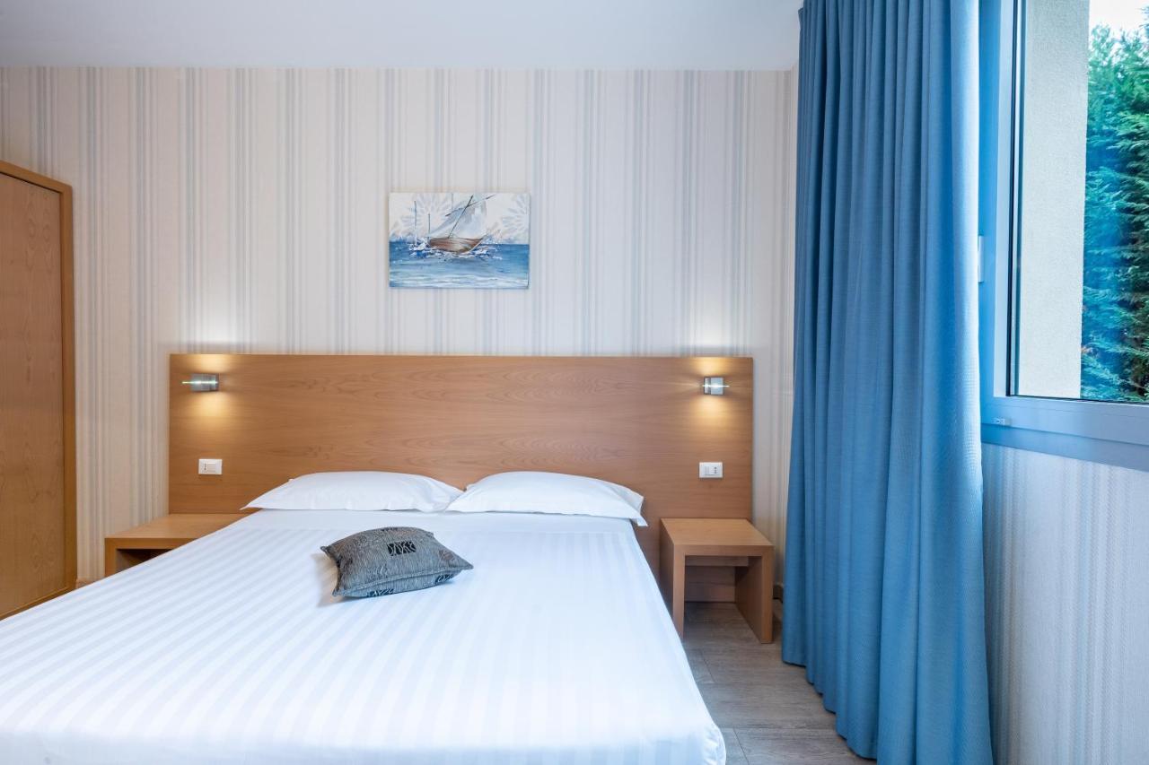 Relais Bellaria Hotel & Congressi Сан Ладзаро ди Савена Екстериор снимка